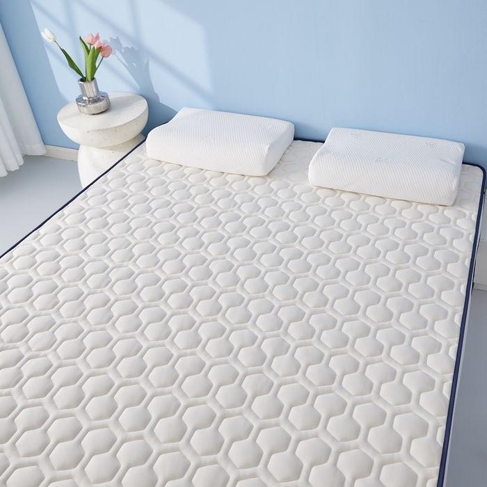 91家纺网 家纺一手货源 找家纺 华誉 2025新款跨境电商专供海绵款棒棒糖床垫 立体棒棒糖白