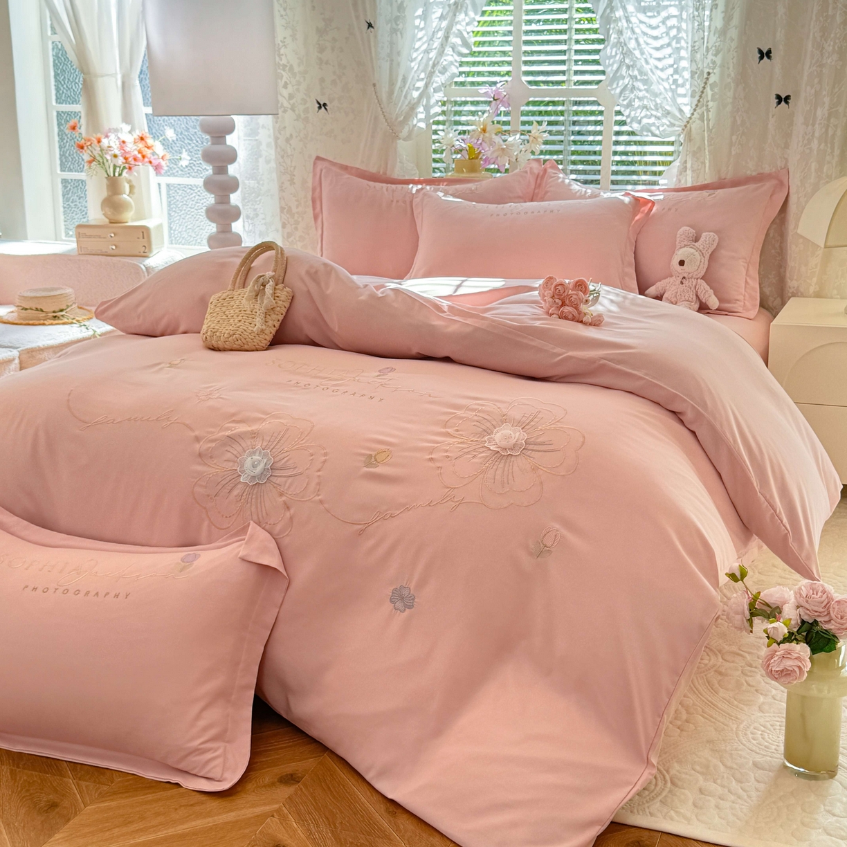 91家纺网 家纺一手货源 找家纺 （总）大麦乐田 2025新款小清新糯小棉立体花绣花吊边四件套