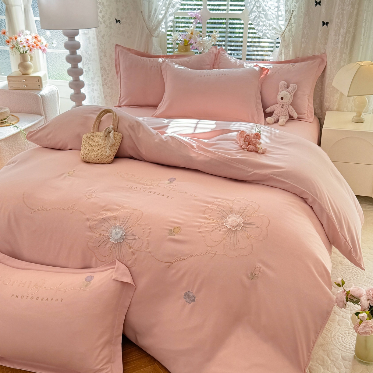 91家纺网 家纺一手货源 找家纺 （总）大麦乐田 2025新款小清新糯小棉立体花绣花吊边四件套