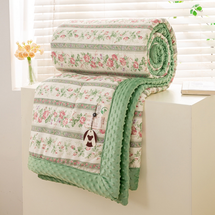 91家纺网 家纺一手货源 找家纺 锦鹭被业 2025新款AB版舒适全棉纯棉豆豆绒被被子被芯 蔷薇