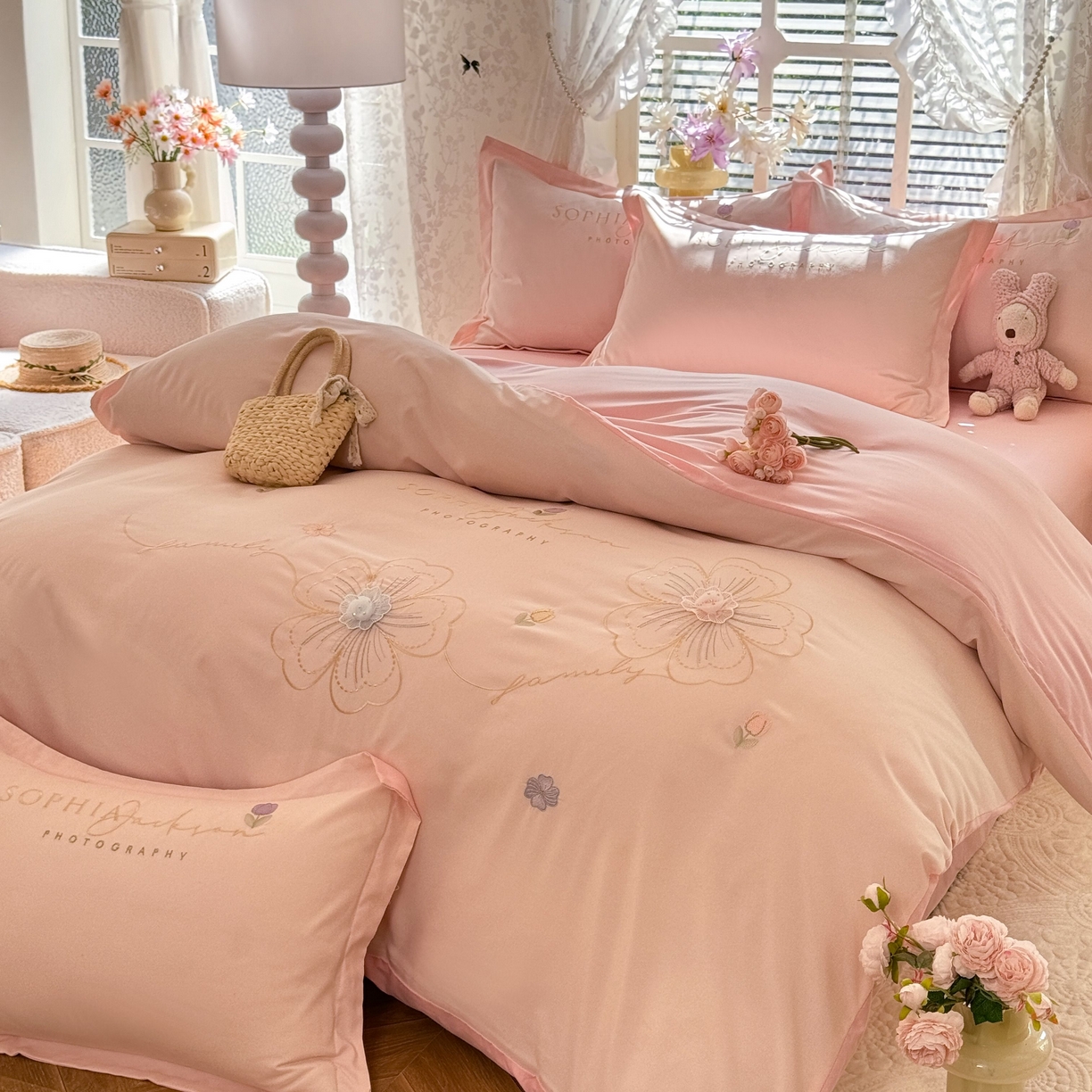 91家纺网 家纺一手货源 找家纺 大麦乐田 2025新款小清新糯小棉立体花绣花吊边四件套 清新恋人-粉玉