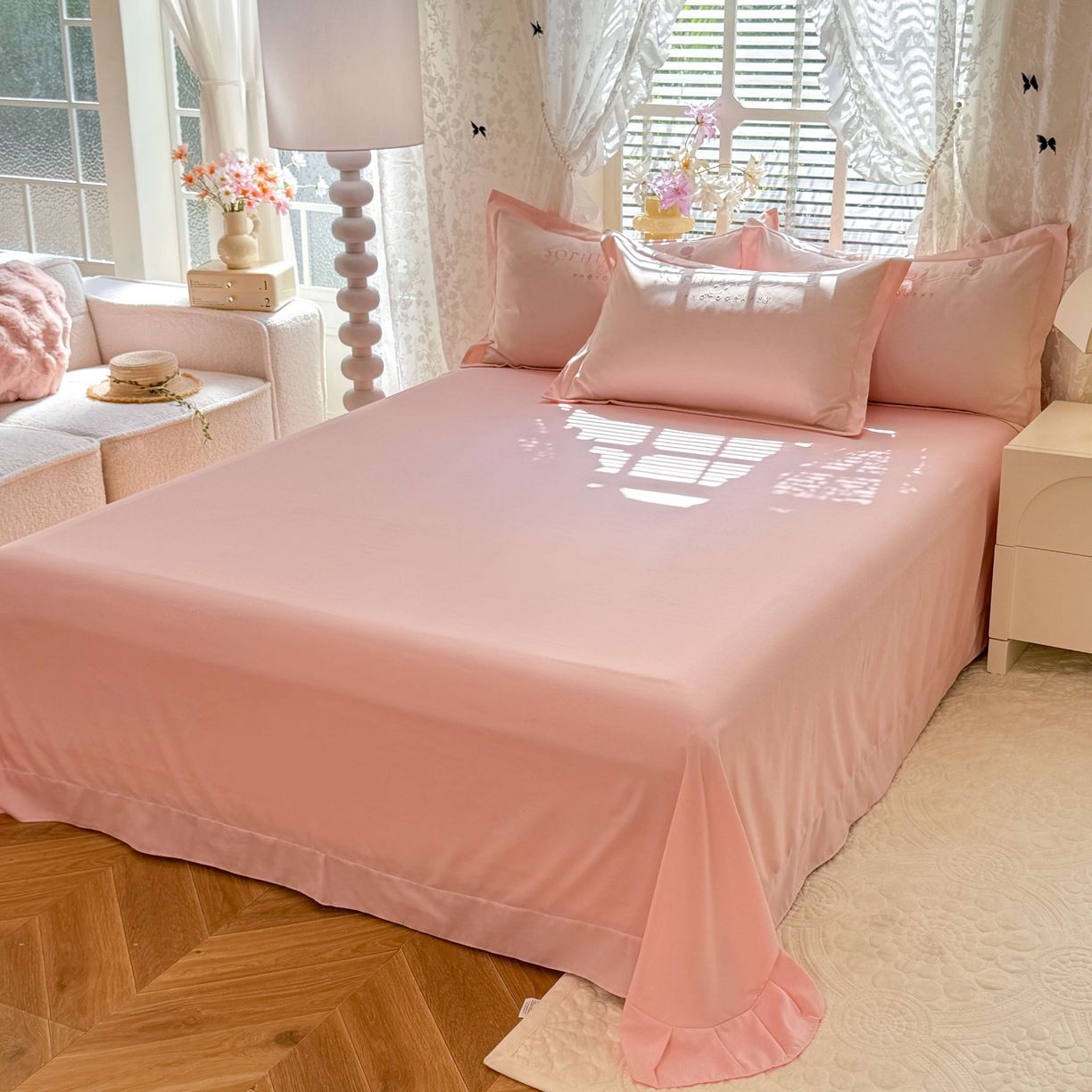 91家纺网 家纺一手货源 找家纺 大麦乐田 2025新款小清新糯小棉立体花绣花吊边四件套 清新恋人-粉玉