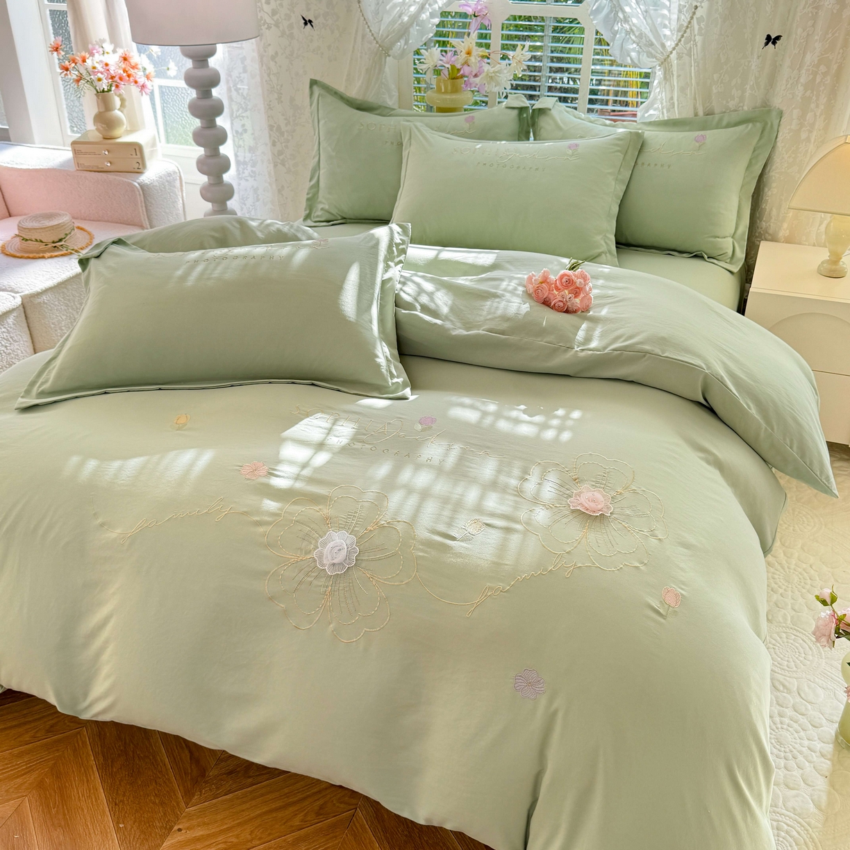 91家纺网 家纺一手货源 找家纺 大麦乐田 2025新款小清新糯小棉立体花绣花吊边四件套 清新恋人-绿