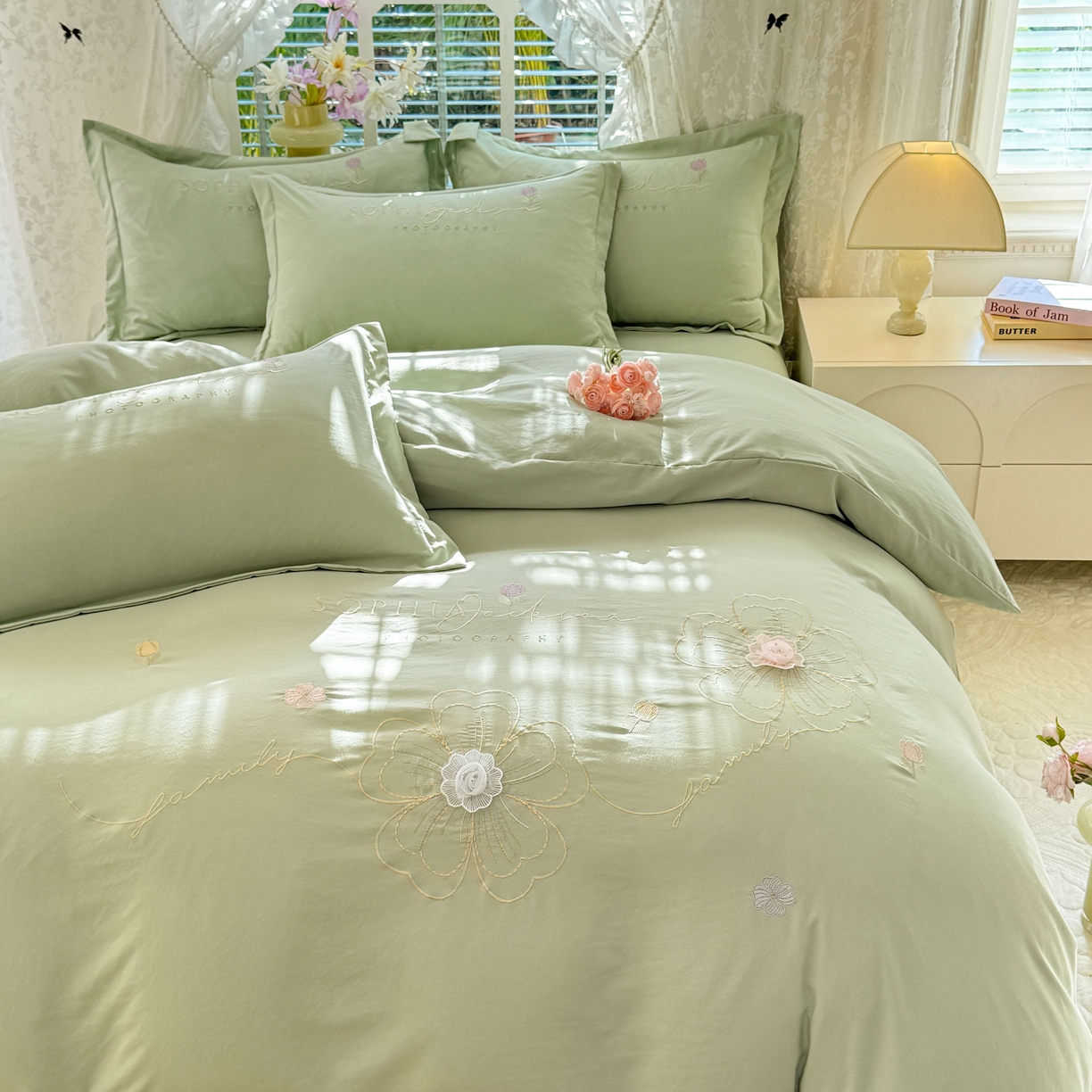 91家纺网 家纺一手货源 找家纺 大麦乐田 2025新款小清新糯小棉立体花绣花吊边四件套 清新恋人-绿