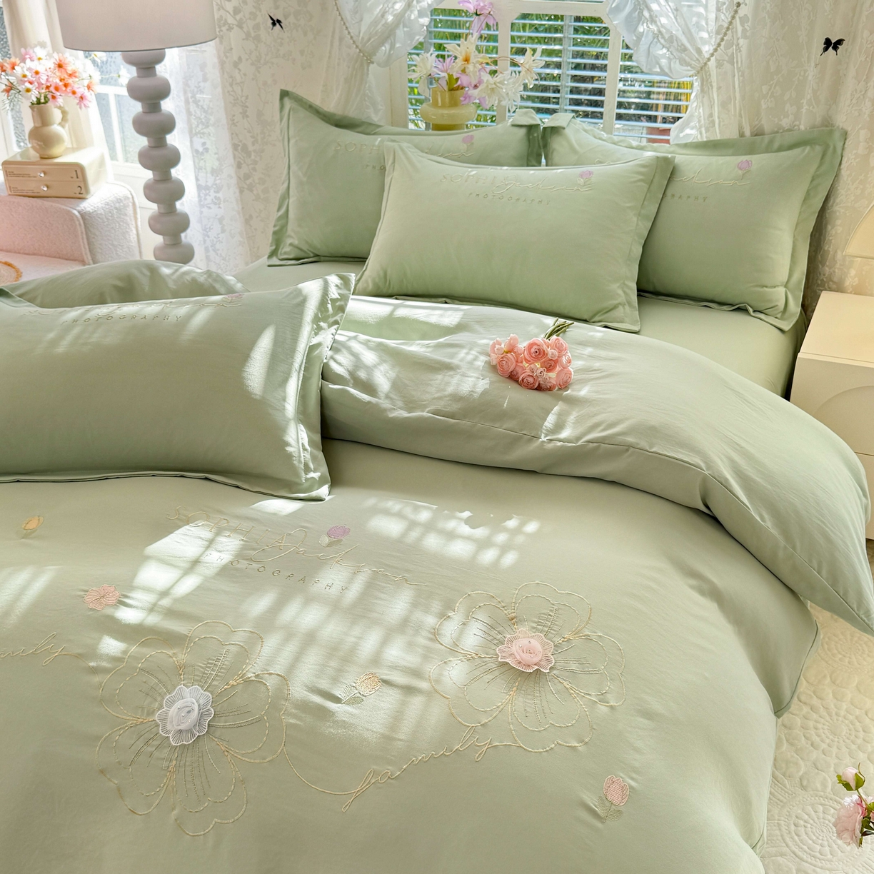 91家纺网 家纺一手货源 找家纺 大麦乐田 2025新款小清新糯小棉立体花绣花吊边四件套 清新恋人-绿