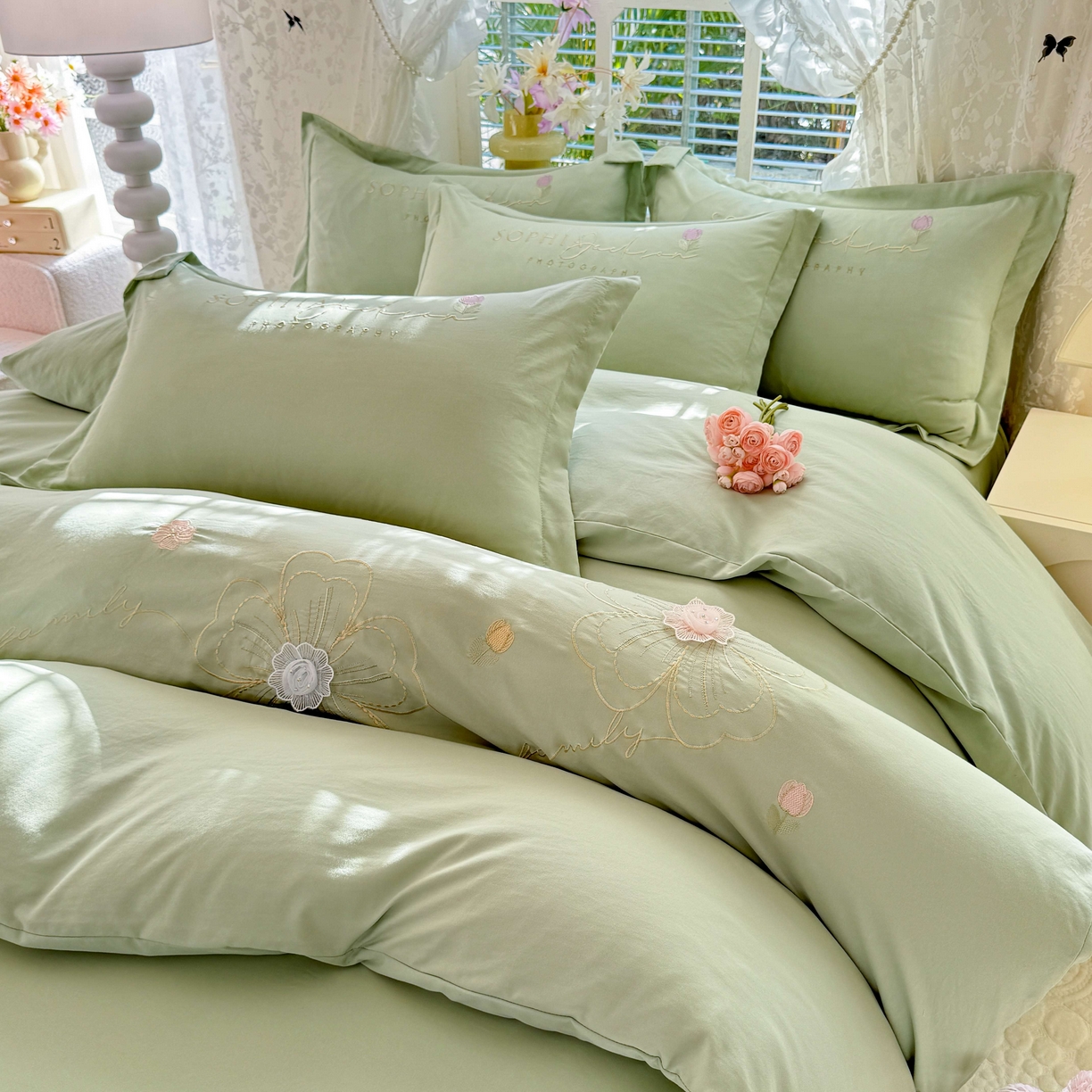 91家纺网 家纺一手货源 找家纺 大麦乐田 2025新款小清新糯小棉立体花绣花吊边四件套 清新恋人-绿