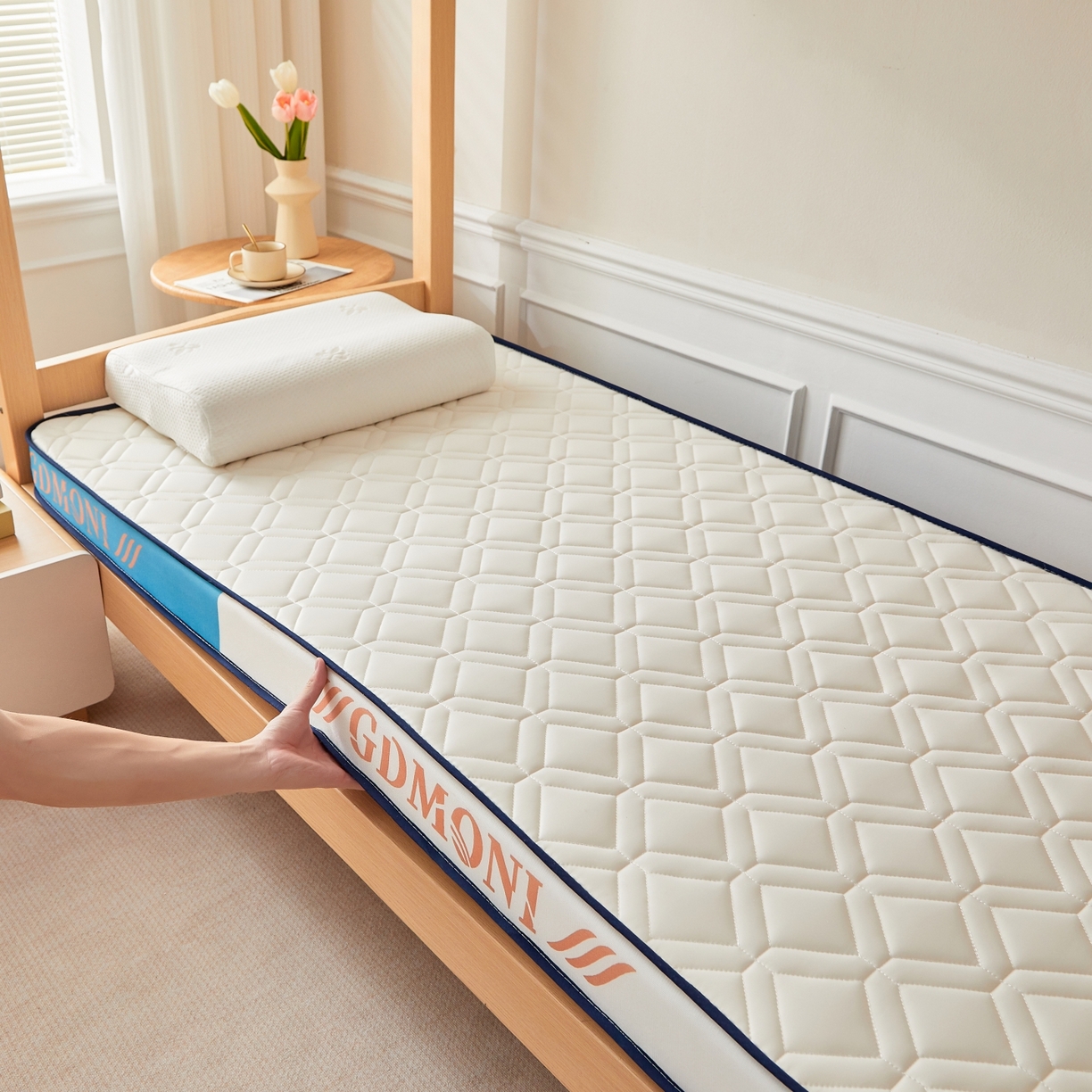 91家纺网 家纺一手货源 找家纺 希廷顿 2025新款立体海绵学生宿舍床垫-菱格 立体海绵床垫-菱格白