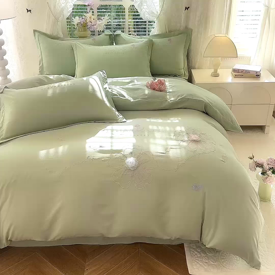 91家纺网 家纺一手货源 找家纺 大麦乐田 2025新款小清新糯小棉立体花绣花吊边四件套 清新恋人-绿