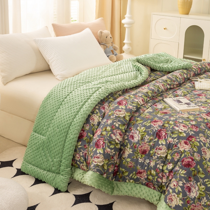 91家纺网 家纺一手货源 找家纺 锦鹭被业 2025新款AB版舒适全棉纯棉豆豆绒被被子被芯 花之语