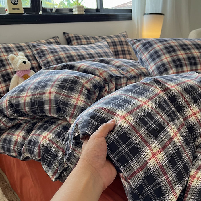 91家纺网 家纺一手货源 找家纺 吉象家纺 2025新款全棉纯棉加厚磨毛印花四件套 艾伦黑格