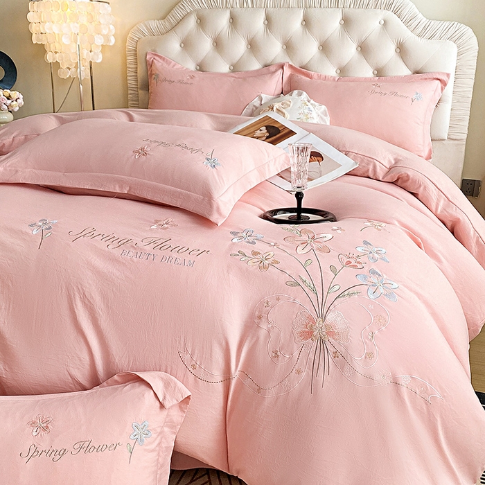 91家纺网 家纺一手货源 找家纺 大麦乐田 2025新款糯小棉立体绣花吊边四件套-手捧花 手捧花 香粉玉