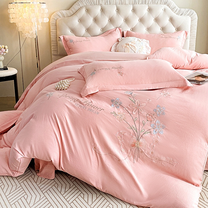 91家纺网 家纺一手货源 找家纺 大麦乐田 2025新款糯小棉立体绣花吊边四件套-手捧花 手捧花 香粉玉