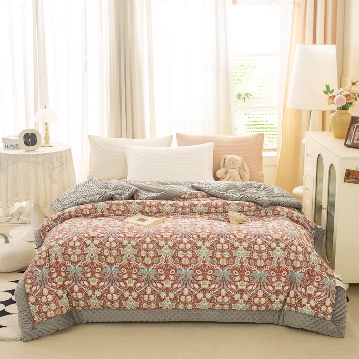 91家纺网 家纺一手货源 找家纺 锦鹭被业 2025新款AB版舒适全棉纯棉豆豆绒被被子被芯 克洛伊