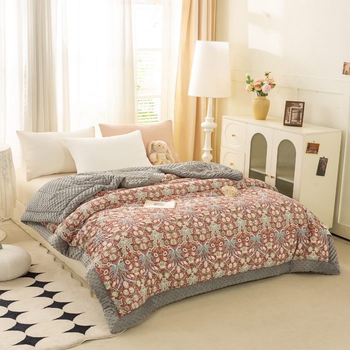 91家纺网 家纺一手货源 找家纺 锦鹭被业 2025新款AB版舒适全棉纯棉豆豆绒被被子被芯 克洛伊