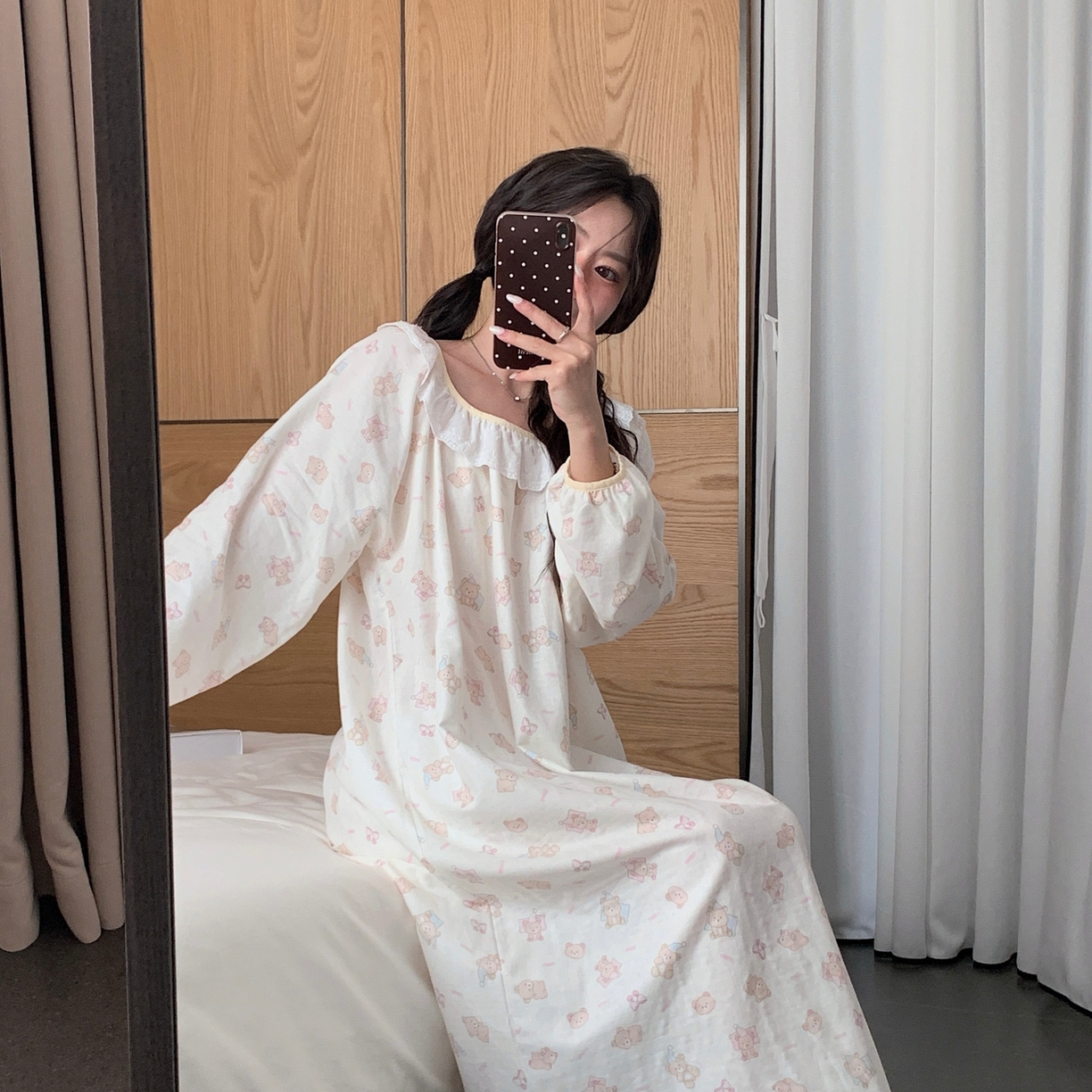 91家纺网 家纺一手货源 找家纺 纽约生活 2025新款有氧纱蕾丝长袖裙（会员-5） 奶油小熊