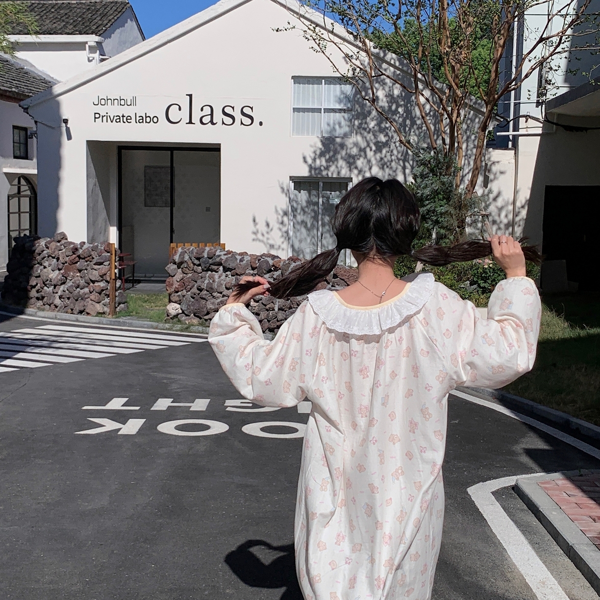 91家纺网 家纺一手货源 找家纺 纽约生活 2025新款有氧纱蕾丝长袖裙（会员-5） 奶油小熊