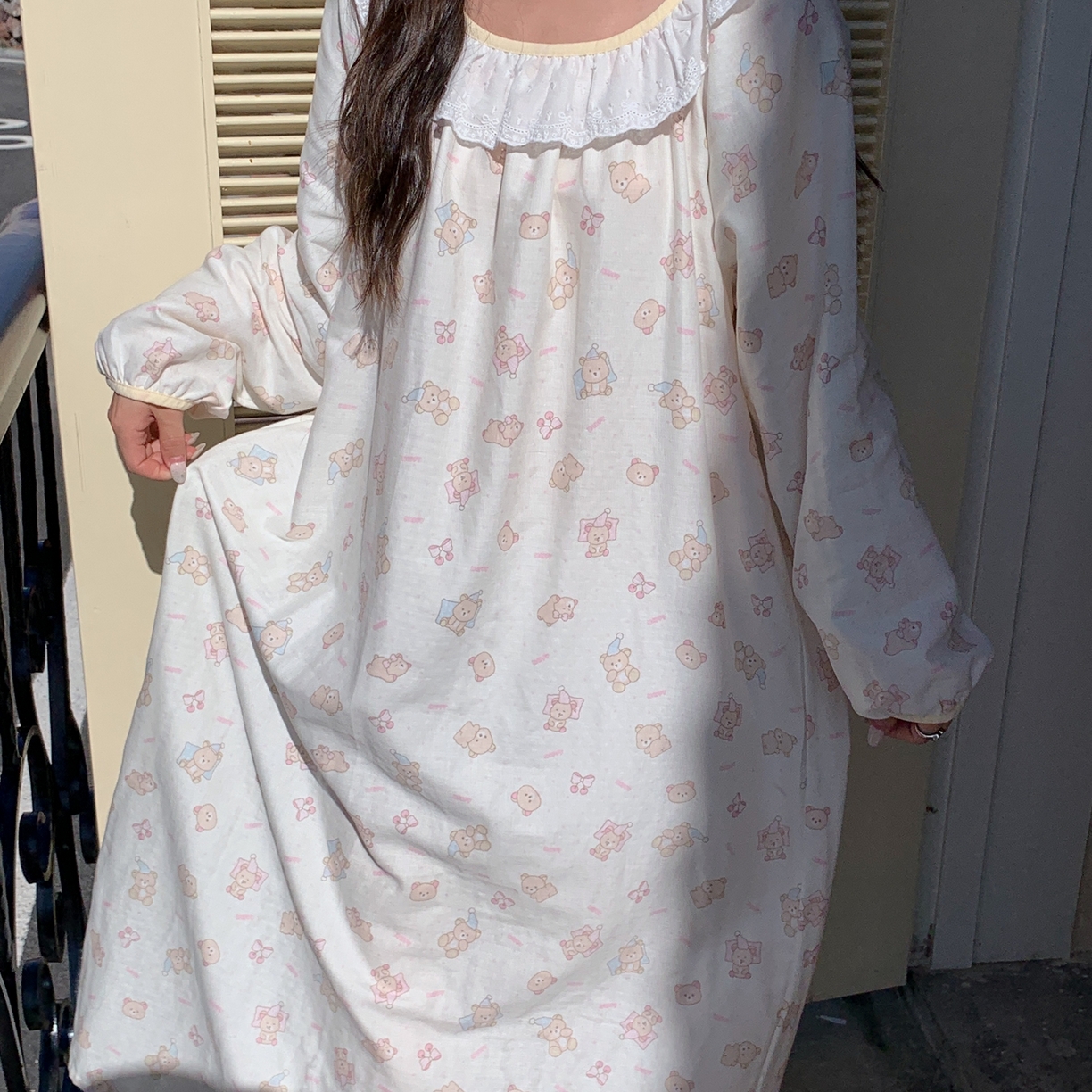 91家纺网 家纺一手货源 找家纺 纽约生活 2025新款有氧纱蕾丝长袖裙（会员-5） 奶油小熊