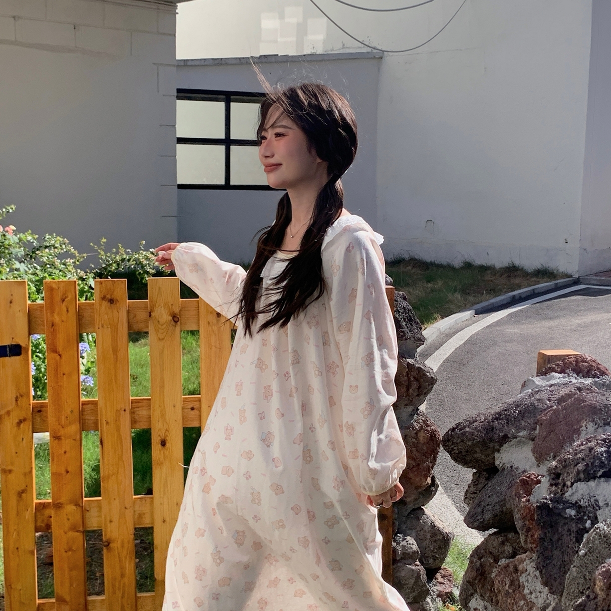 91家纺网 家纺一手货源 找家纺 纽约生活 2025新款有氧纱蕾丝长袖裙（会员-5） 奶油小熊