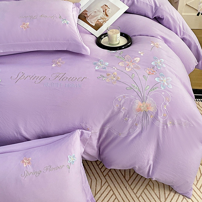 91家纺网 家纺一手货源 找家纺 大麦乐田 2025新款糯小棉立体绣花吊边四件套-手捧花 手捧花 浅紫