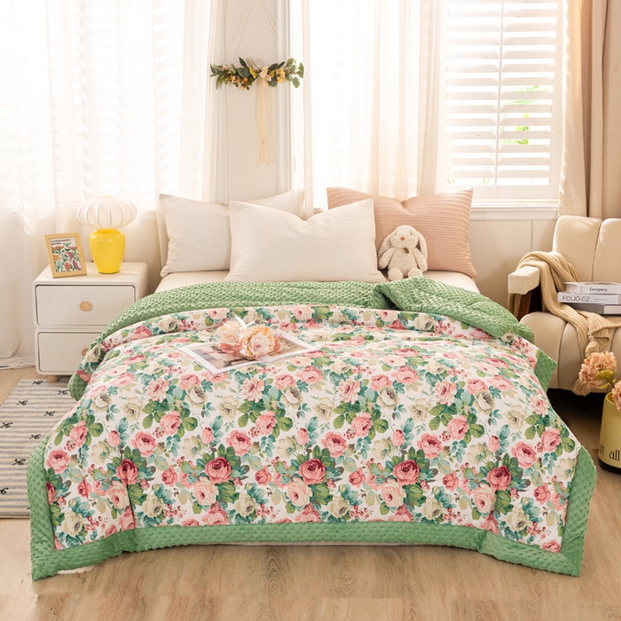 91家纺网 家纺一手货源 找家纺 锦鹭被业 2025新款AB版舒适全棉纯棉豆豆绒被被子被芯 浪漫花舞