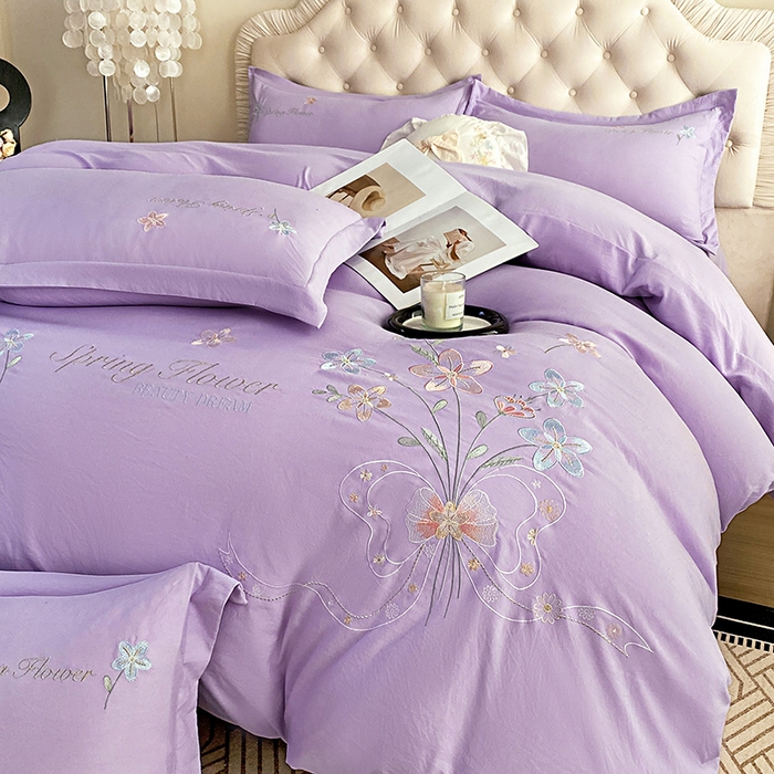 91家纺网 家纺一手货源 找家纺 大麦乐田 2025新款糯小棉立体绣花吊边四件套-手捧花 手捧花 浅紫