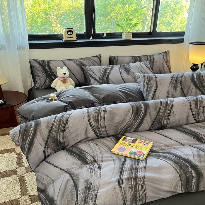 91家纺网 家纺一手货源 找家纺 吉象家纺 2025新款全棉纯棉加厚磨毛印花四件套 幻影黑