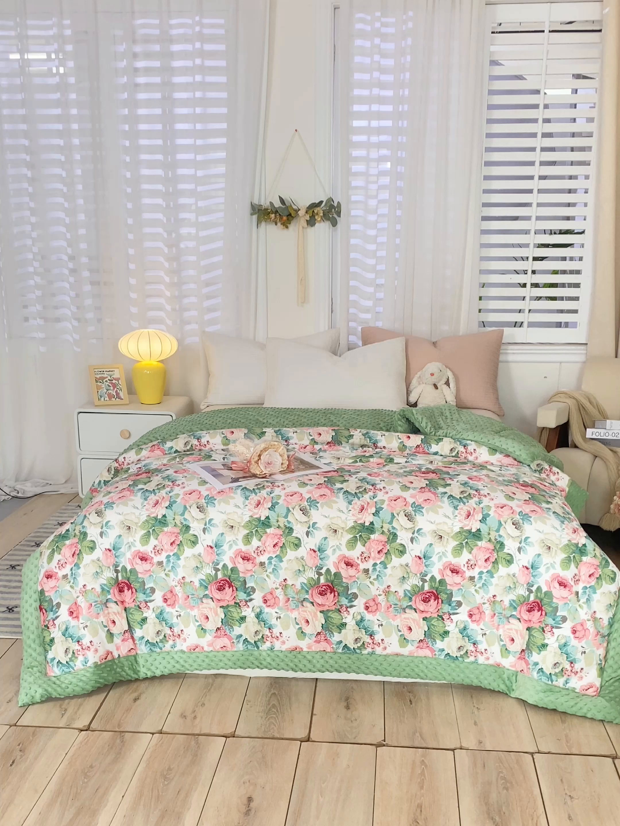 91家纺网 家纺一手货源 找家纺 锦鹭被业 2025新款AB版舒适全棉纯棉豆豆绒被被子被芯 浪漫花舞