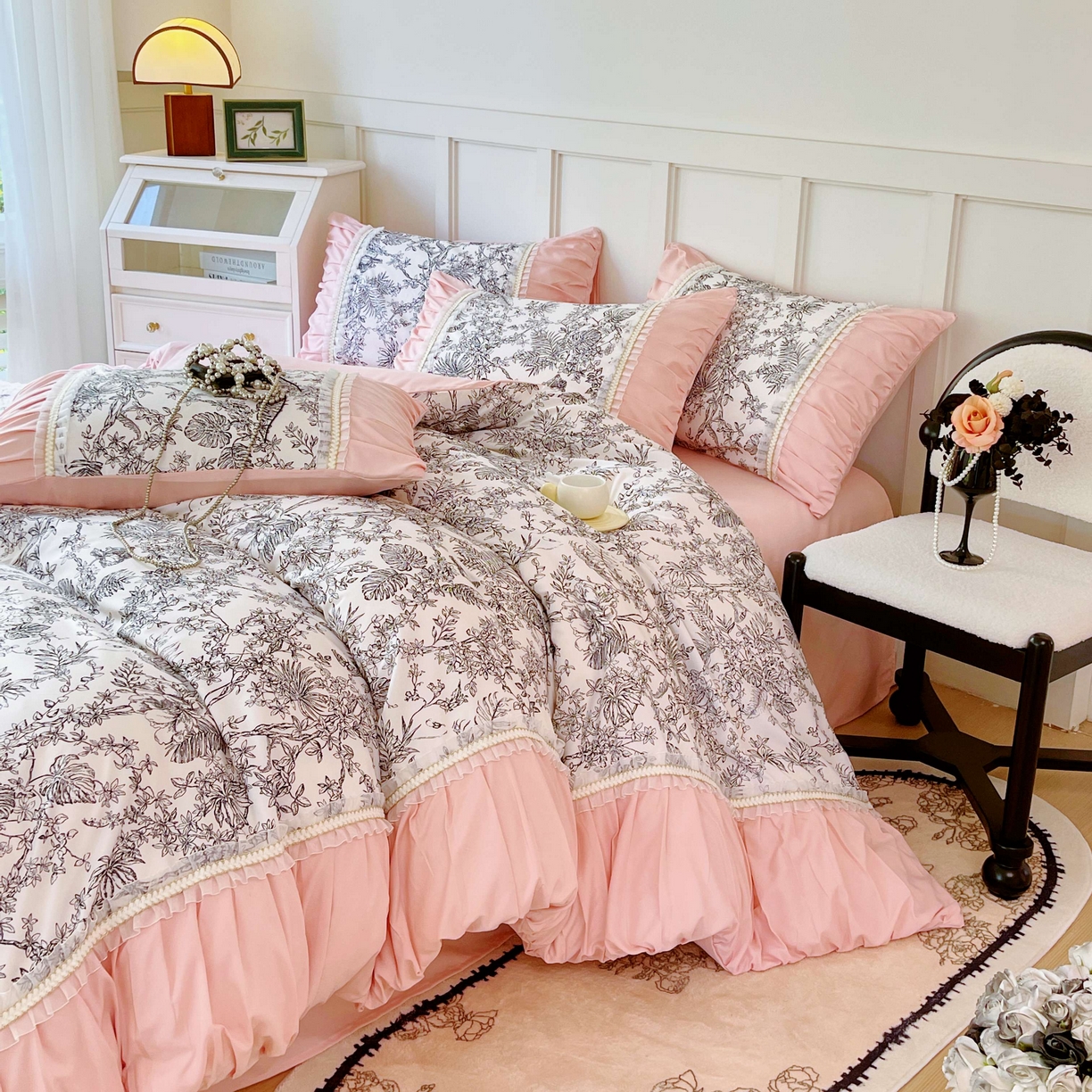 91家纺网 家纺一手货源 找家纺 （总）大麦乐田 2025新款法式褶皱糯小棉直角床单四件套