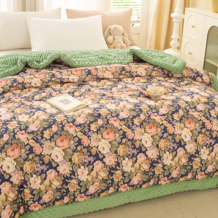 91家纺网 家纺一手货源 找家纺 锦鹭被业 2025新款AB版舒适全棉纯棉豆豆绒被被子被芯 玫瑰花海