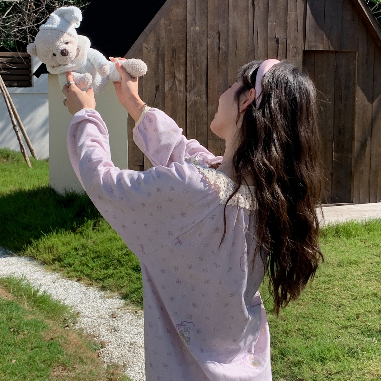 91家纺网 家纺一手货源 找家纺 纽约生活 2025新款有氧纱蕾丝长袖裙（会员-5） 星黛露紫