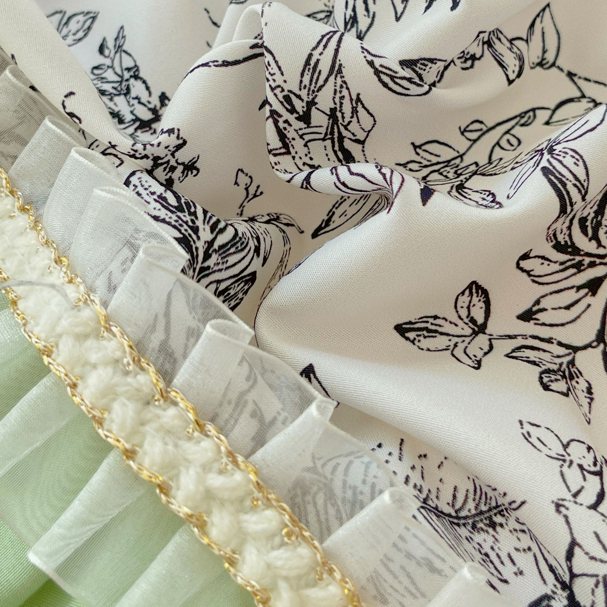 91家纺网 家纺一手货源 找家纺 大麦乐田 2025新款法式褶皱糯小棉直角床单四件套 安娜公主-绿