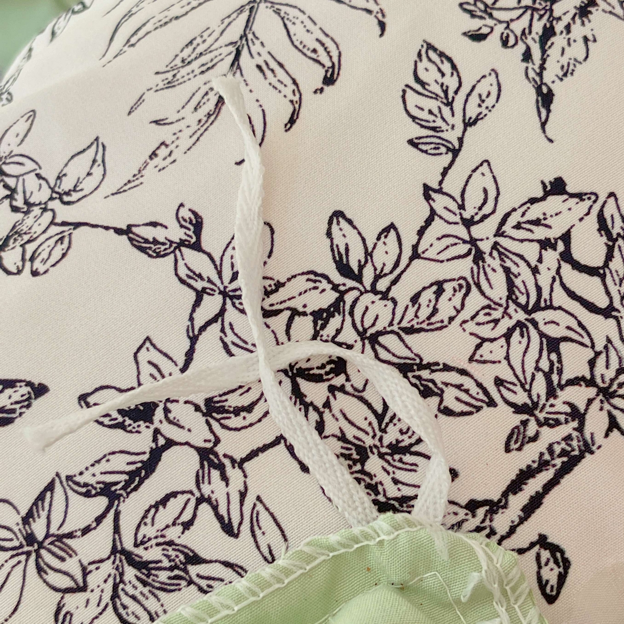 91家纺网 家纺一手货源 找家纺 大麦乐田 2025新款法式褶皱糯小棉直角床单四件套 安娜公主-绿