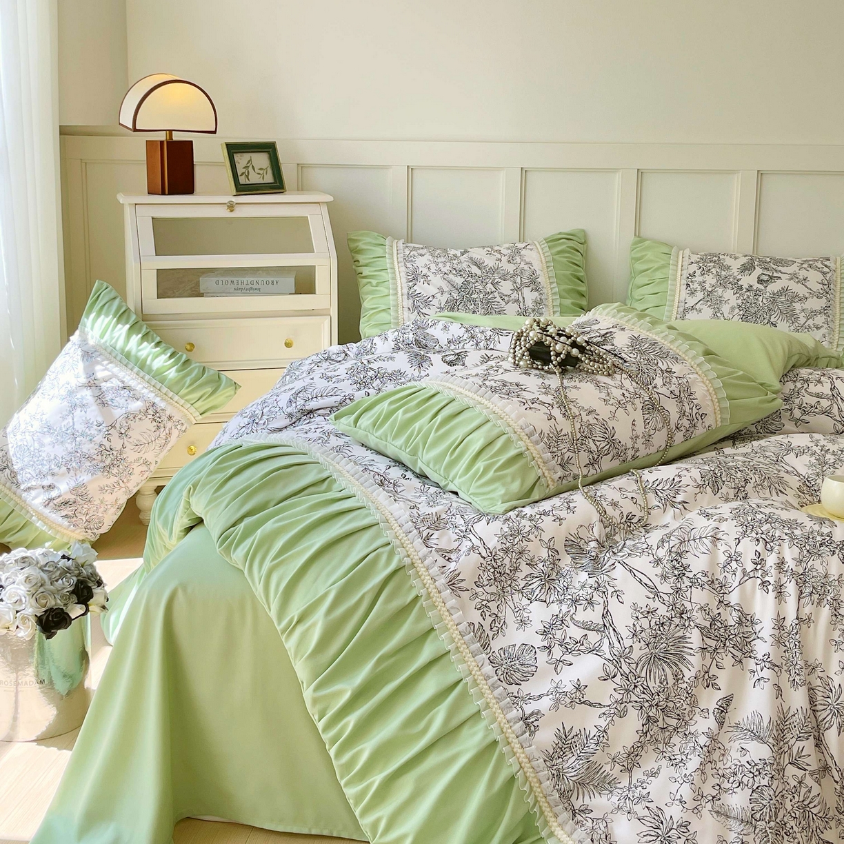 91家纺网 家纺一手货源 找家纺 大麦乐田 2025新款法式褶皱糯小棉直角床单四件套 安娜公主-绿