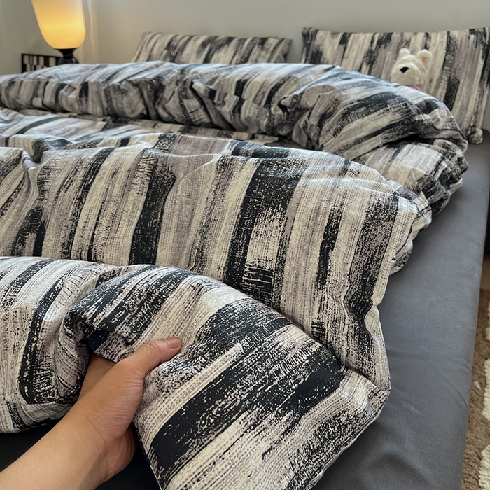 91家纺网 家纺一手货源 找家纺 吉象家纺 2025新款全棉纯棉加厚磨毛印花四件套 水波纹