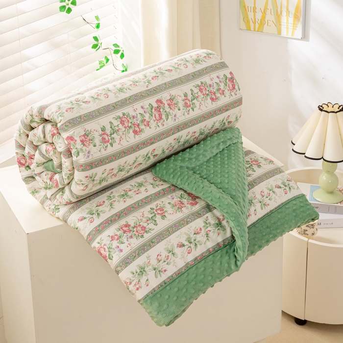 91家纺网 家纺一手货源 找家纺 锦鹭被业 2025新款AB版舒适全棉纯棉豆豆绒被被子被芯 蔷薇