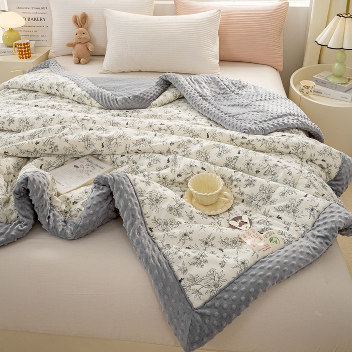 91家纺网 家纺一手货源 找家纺 锦鹭被业 2025新款AB版舒适全棉纯棉豆豆绒被被子被芯 俏花枝