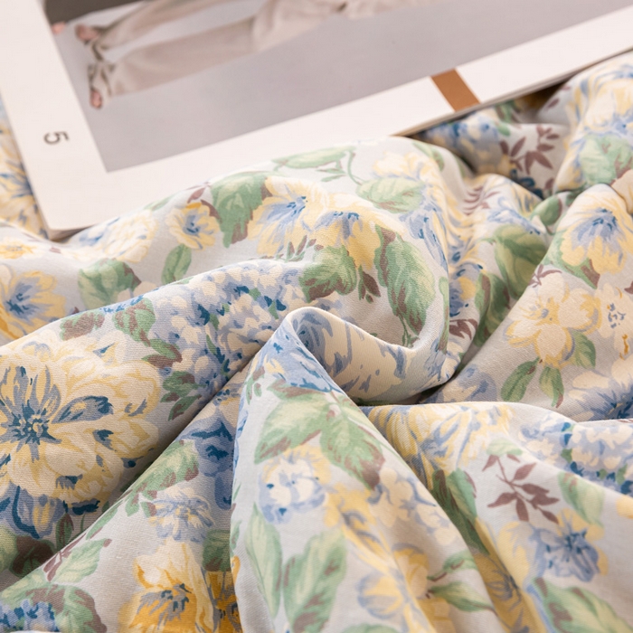 91家纺网 家纺一手货源 找家纺 锦鹭被业 2025新款AB版舒适全棉纯棉豆豆绒被被子被芯 水墨花