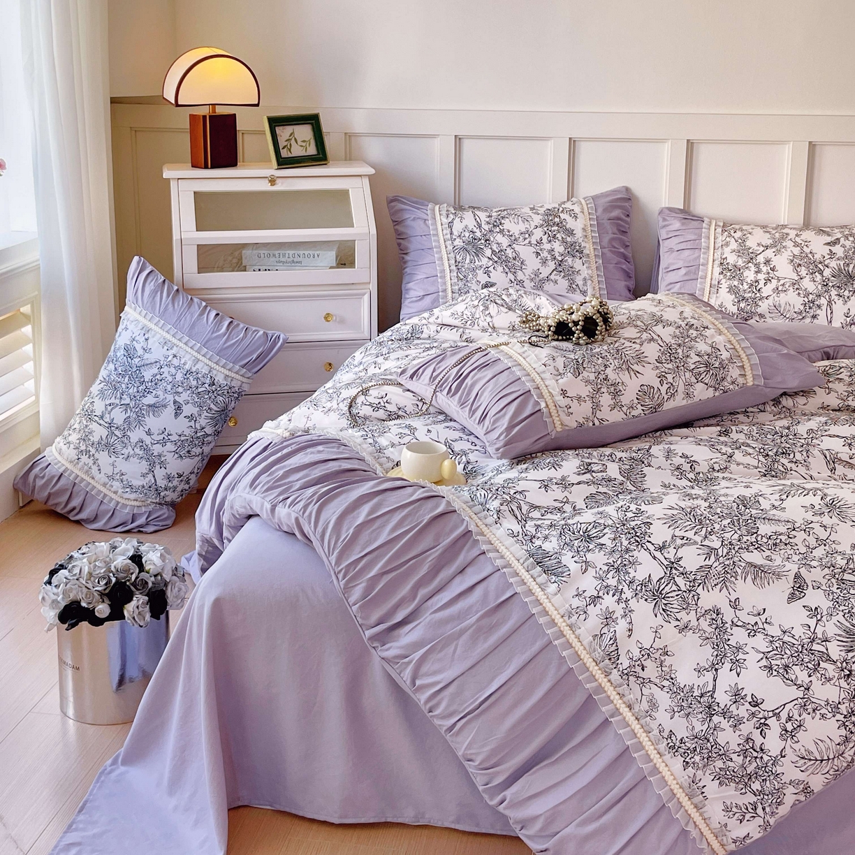 91家纺网 家纺一手货源 找家纺 大麦乐田 2025新款法式褶皱糯小棉直角床单四件套 安娜公主-紫