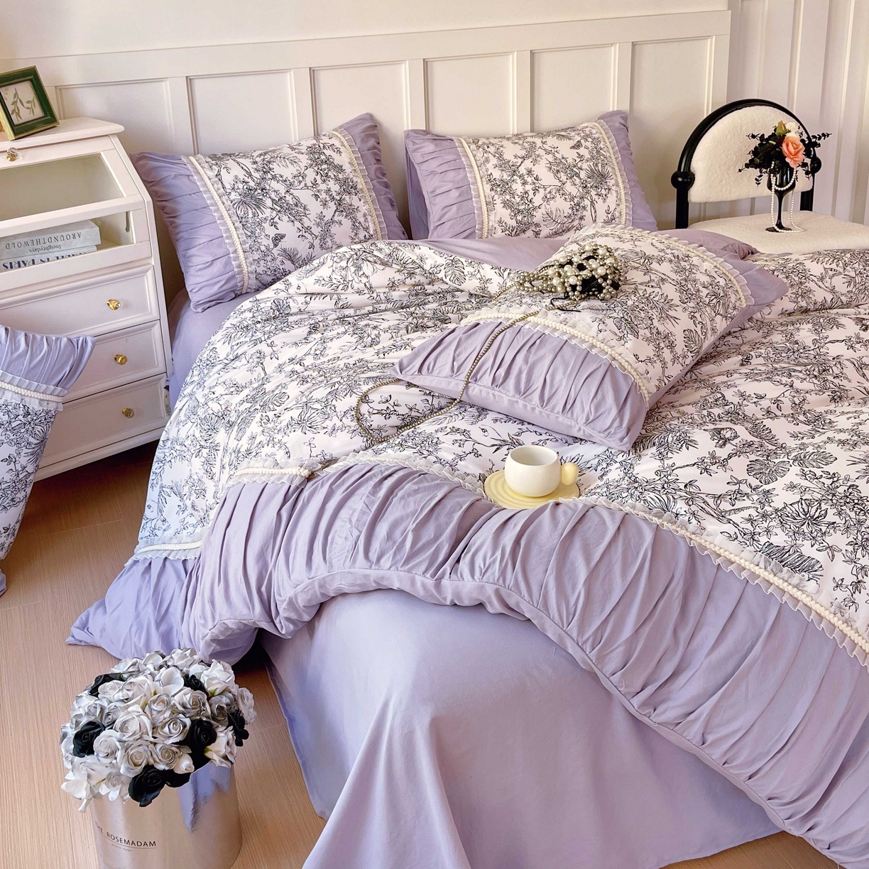 91家纺网 家纺一手货源 找家纺 大麦乐田 2025新款法式褶皱糯小棉直角床单四件套 安娜公主-紫