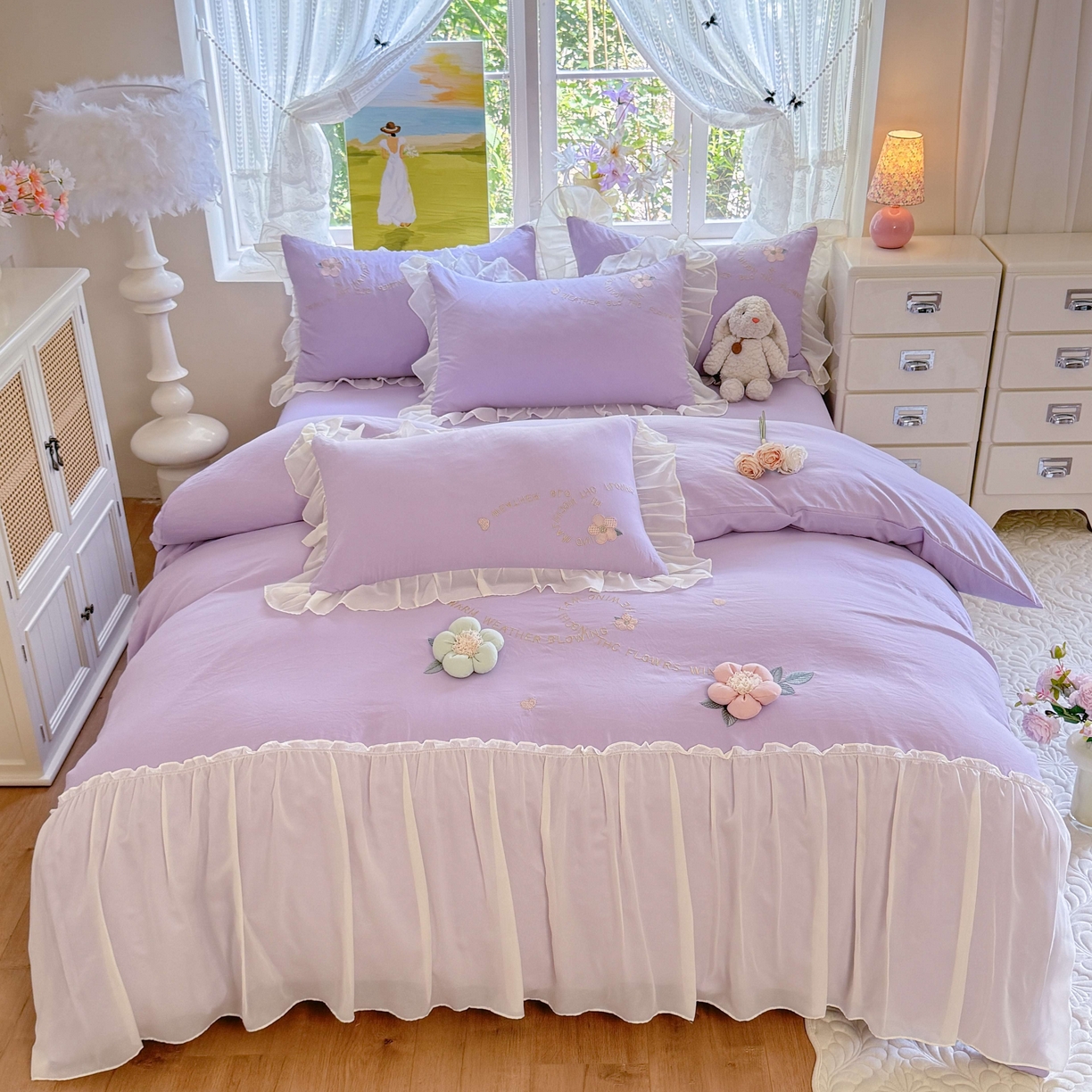 91家纺网 家纺一手货源 找家纺 大麦乐田 2025新款法式公主风仙女糯小棉立体花刺绣四件套 浪漫花朵-紫