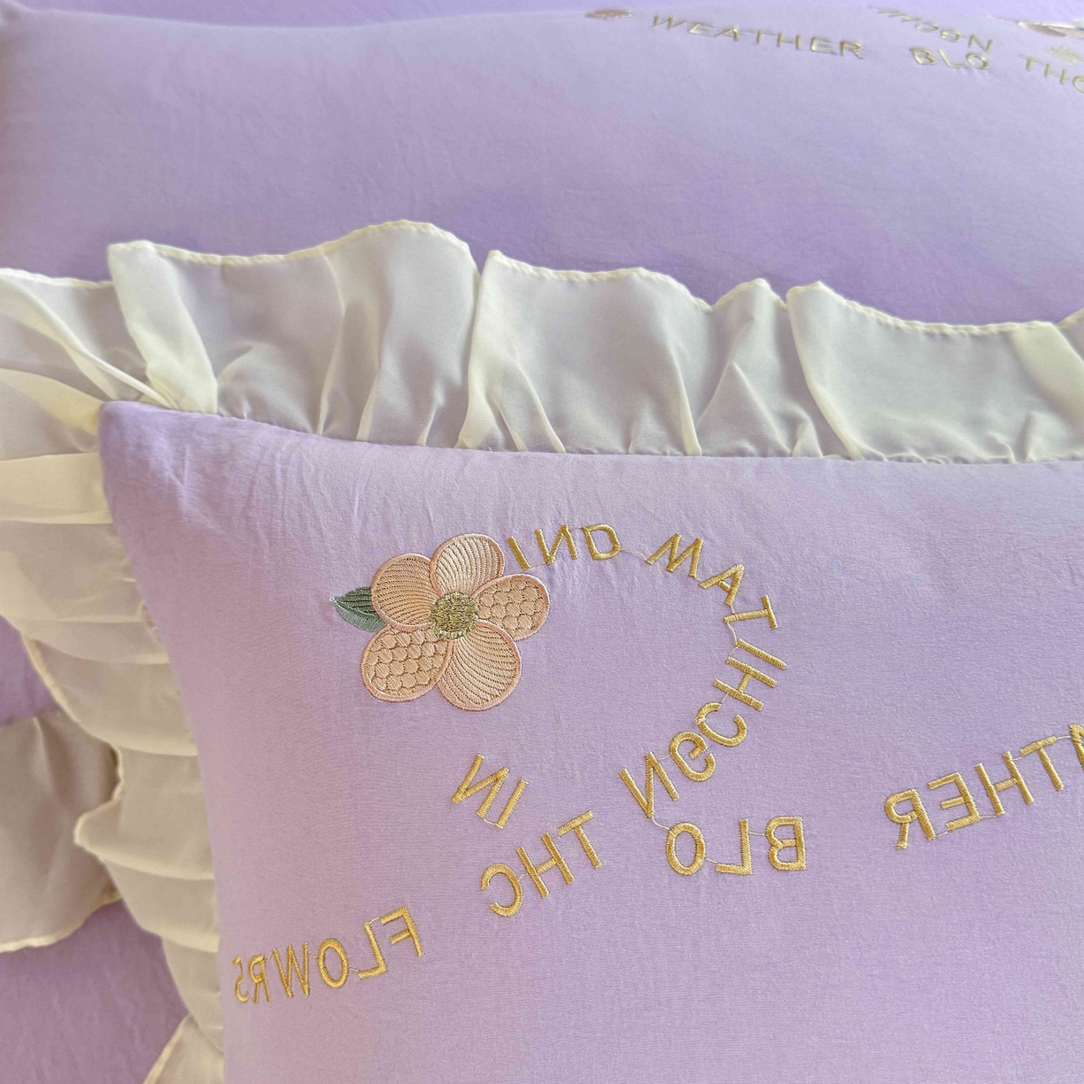 91家纺网 家纺一手货源 找家纺 大麦乐田 2025新款法式公主风仙女糯小棉立体花刺绣四件套 浪漫花朵-紫