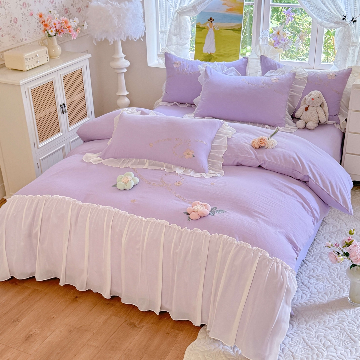 91家纺网 家纺一手货源 找家纺 大麦乐田 2025新款法式公主风仙女糯小棉立体花刺绣四件套 浪漫花朵-紫