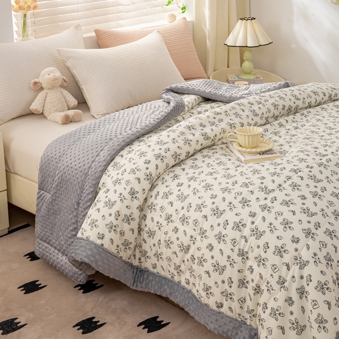 91家纺网 家纺一手货源 找家纺 锦鹭被业 2025新款AB版舒适全棉纯棉豆豆绒被被子被芯 素雅果