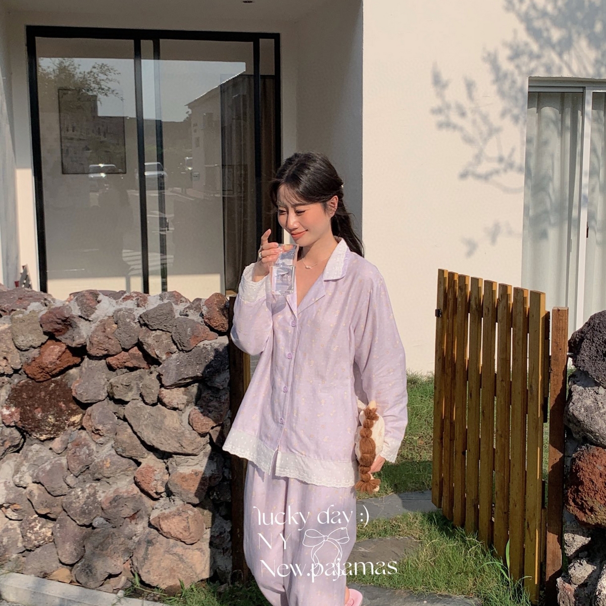 91家纺网 家纺一手货源 找家纺 （总）纽约生活 2025新款有氧纱南法蕾丝西装领长袖长裤（会员-5）