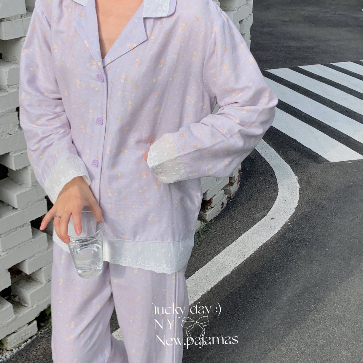 91家纺网 家纺一手货源 找家纺 （总）纽约生活 2025新款有氧纱南法蕾丝西装领长袖长裤（会员-5）