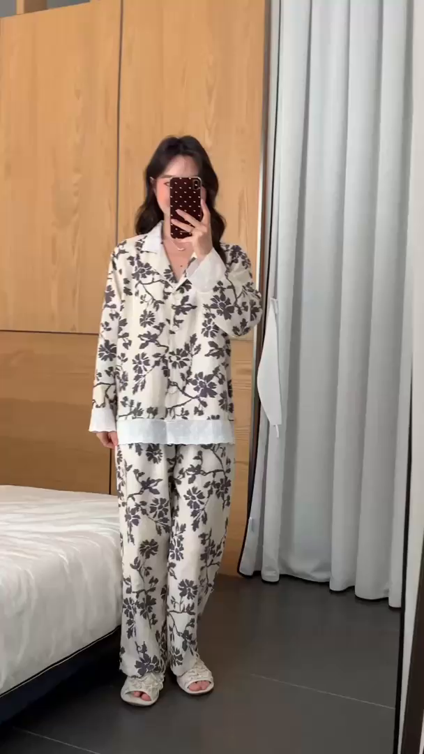 91家纺网 家纺一手货源 找家纺 纽约生活 2025新款有氧纱南法蕾丝西装领长袖长裤（会员-5） 初禾