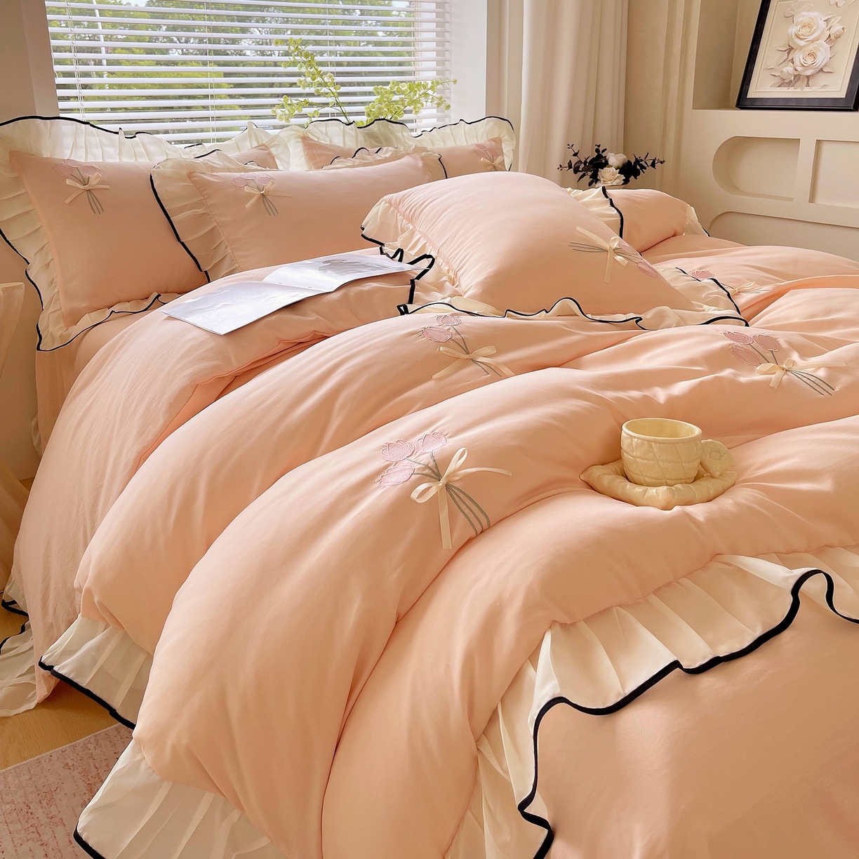 91家纺网 家纺一手货源 找家纺 （总）大麦乐田 2025新款小清新水洗糯小棉花边纸立体花刺绣四件套