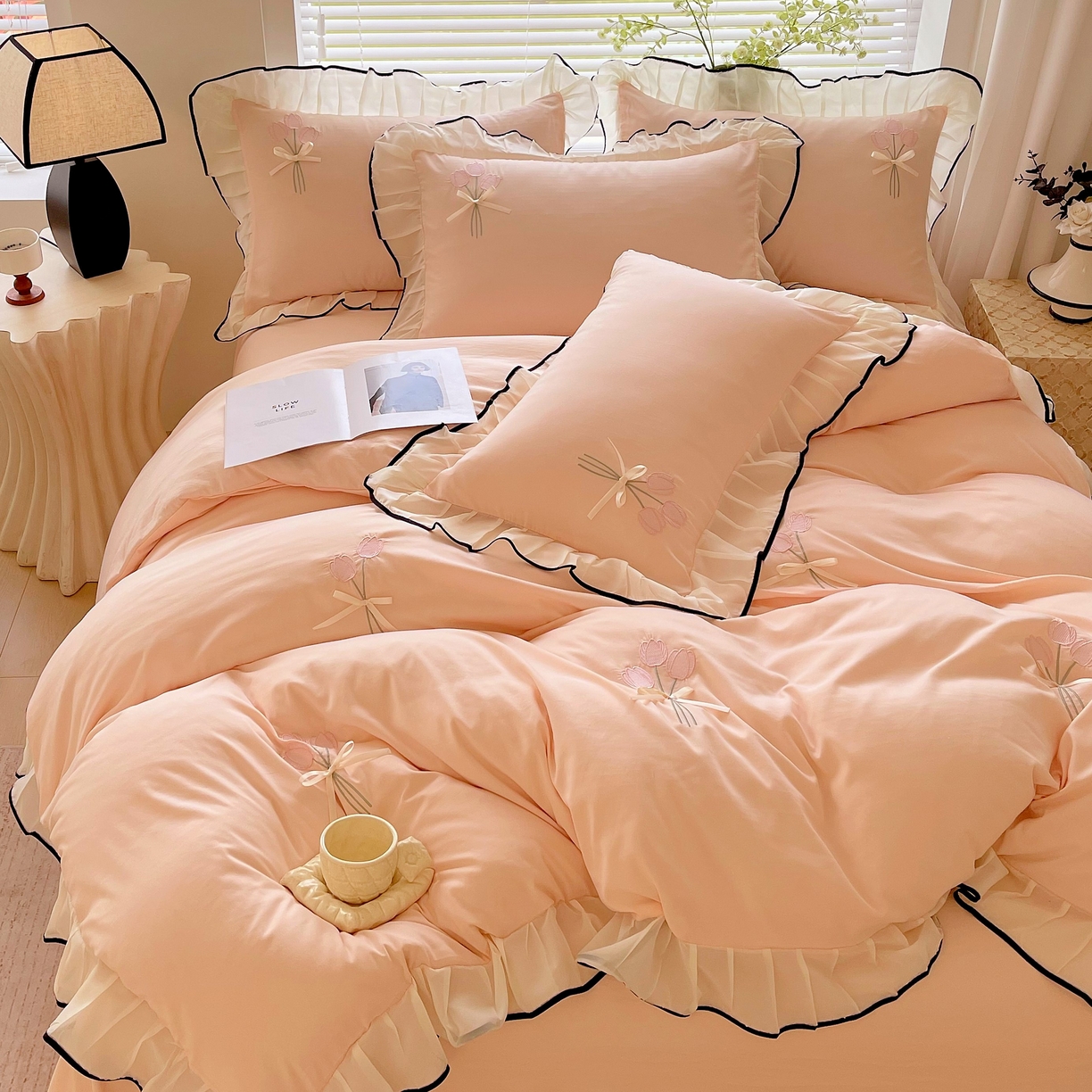 91家纺网 家纺一手货源 找家纺 （总）大麦乐田 2025新款小清新水洗糯小棉花边纸立体花刺绣四件套