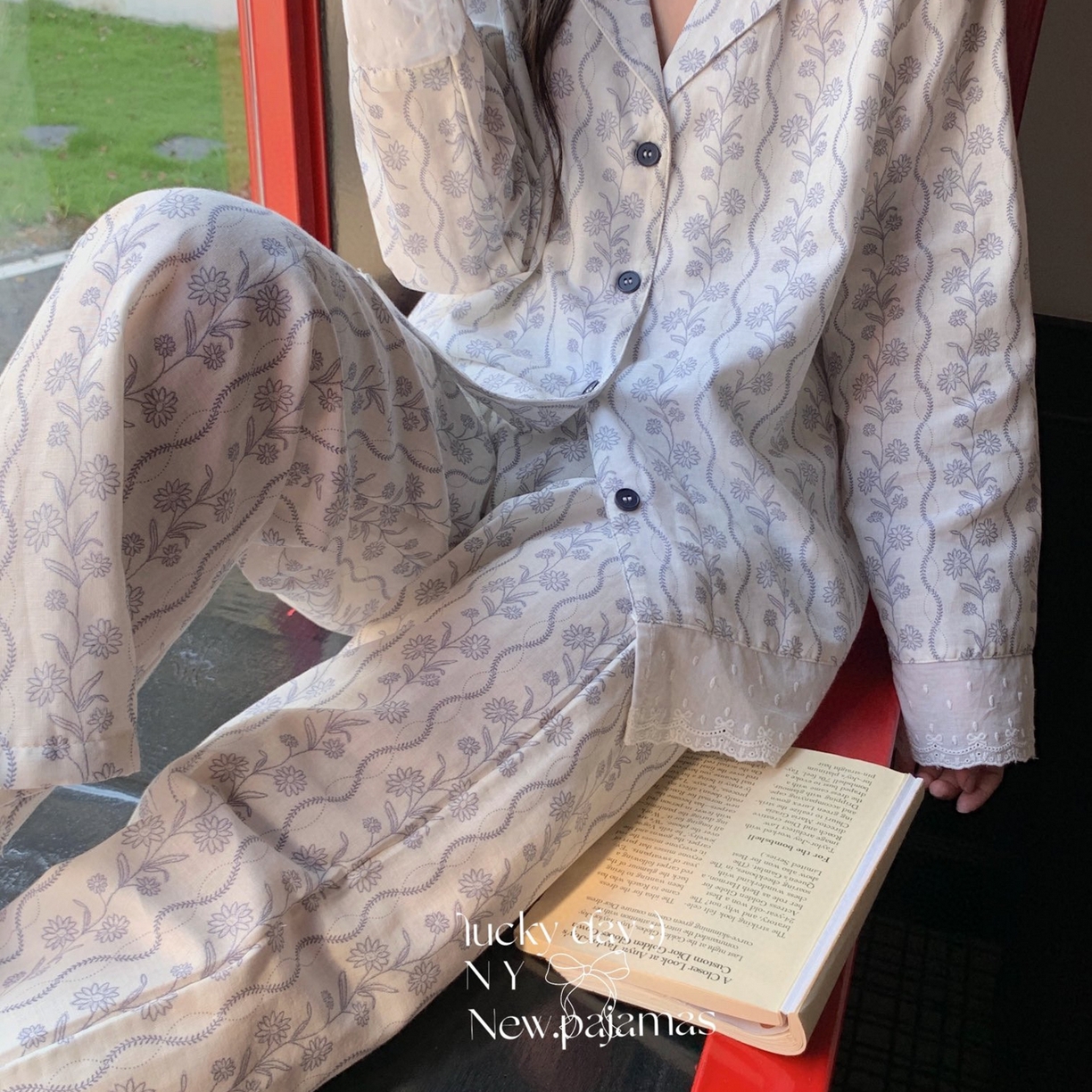 91家纺网 家纺一手货源 找家纺 纽约生活 2025新款有氧纱南法蕾丝西装领长袖长裤（会员-5） 杉野蓝