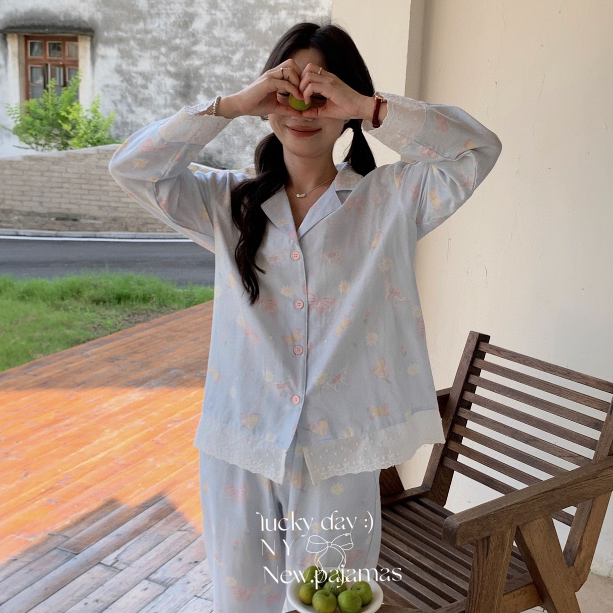 91家纺网 家纺一手货源 找家纺 纽约生活 2025新款有氧纱南法蕾丝西装领长袖长裤（会员-5） 烟雨蝴蝶